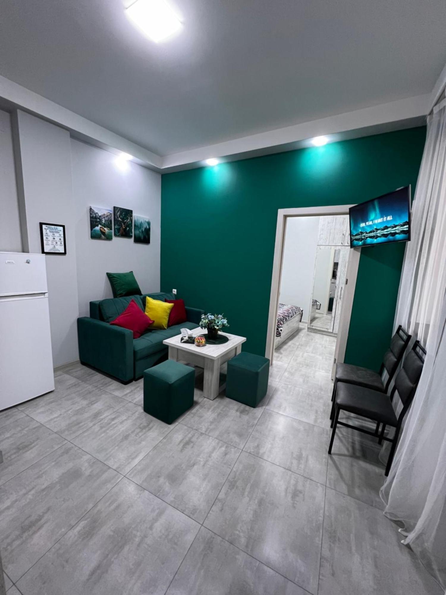 Cosy Apartment With Good Location Self Check In Єреван Екстер'єр фото