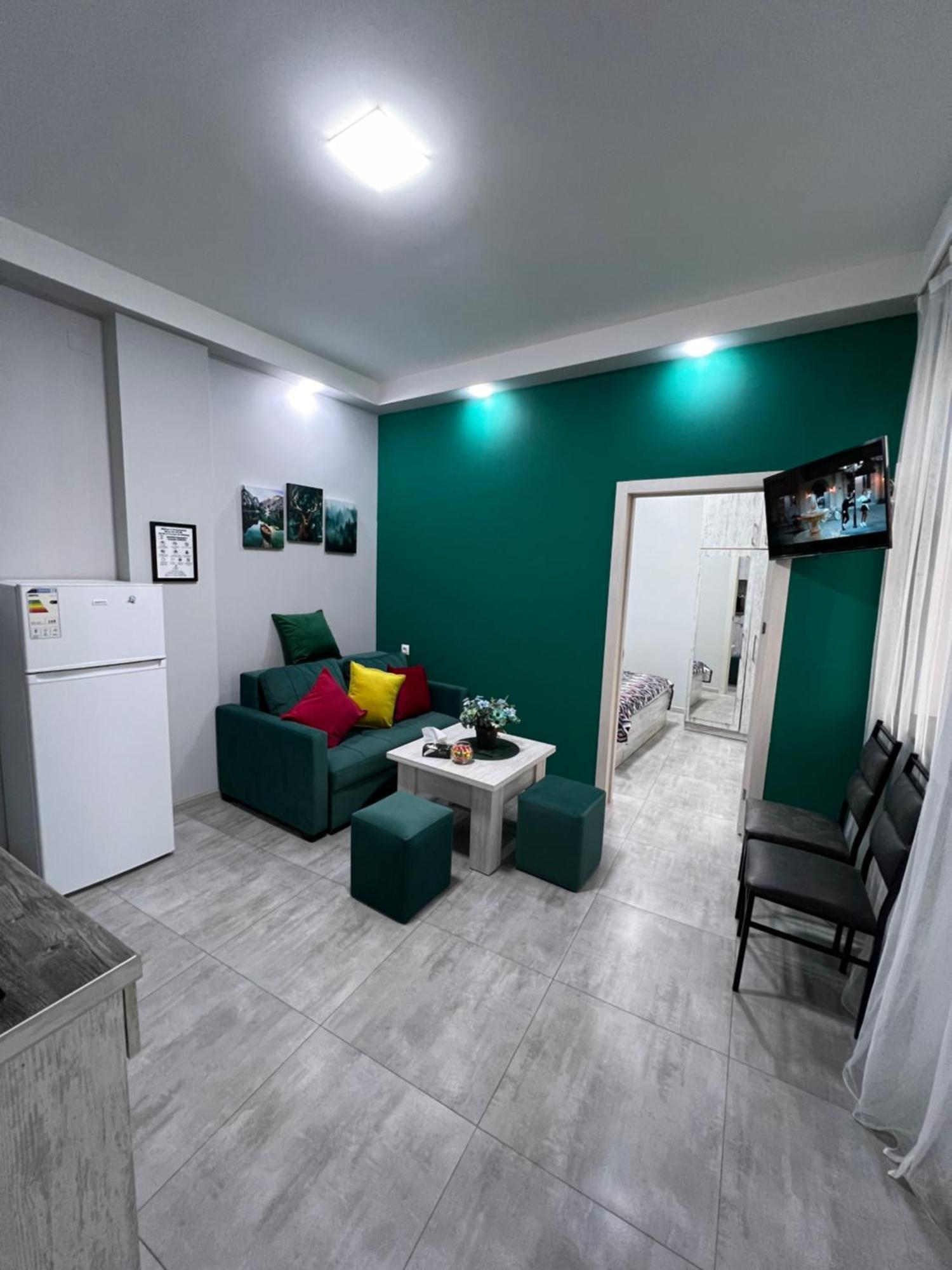 Cosy Apartment With Good Location Self Check In Єреван Екстер'єр фото