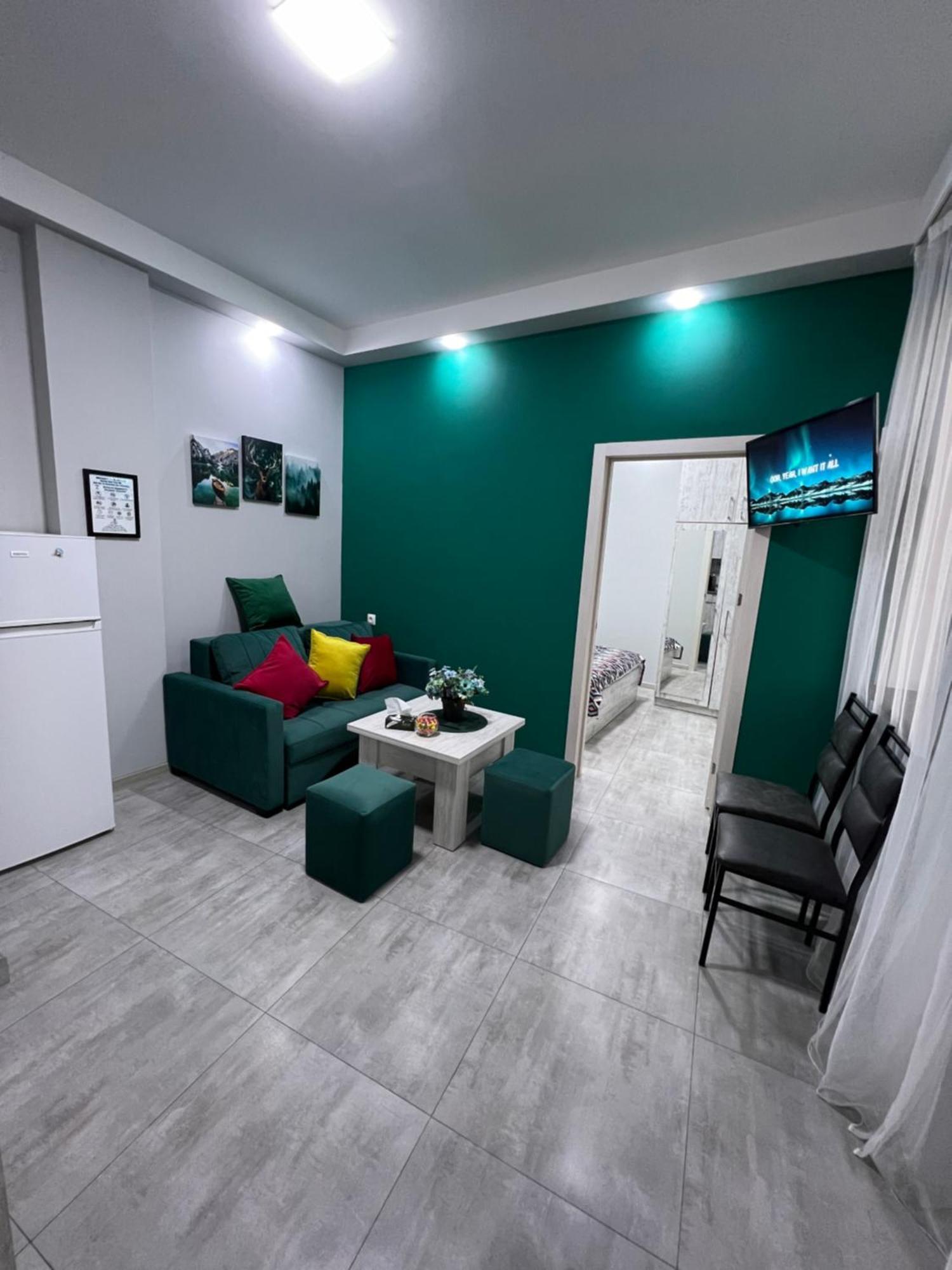 Cosy Apartment With Good Location Self Check In Єреван Екстер'єр фото