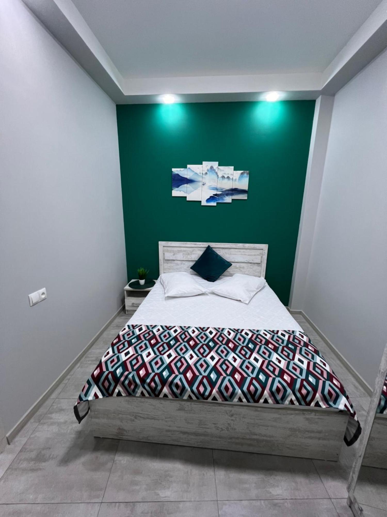 Cosy Apartment With Good Location Self Check In Єреван Екстер'єр фото