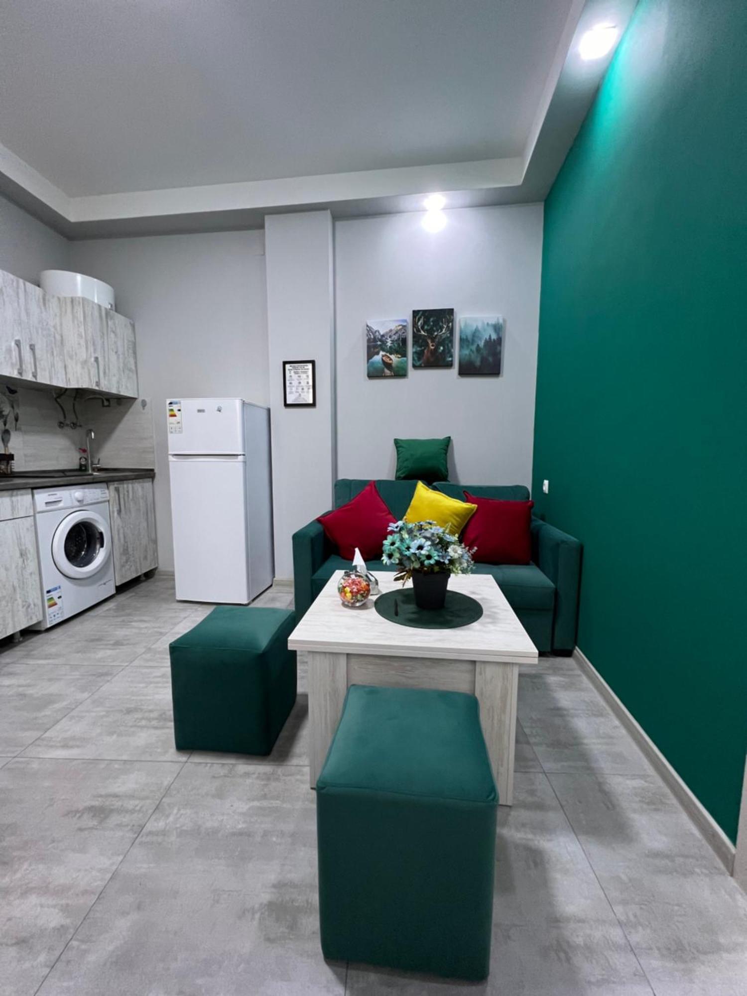 Cosy Apartment With Good Location Self Check In Єреван Екстер'єр фото